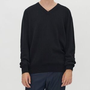 Mens Black Virgin Wool V Neck Sweater